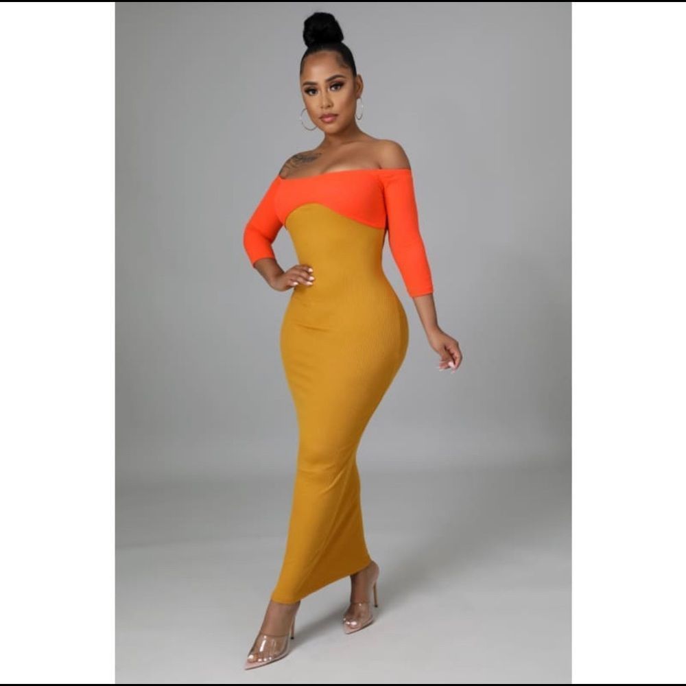 Backless Ribbed Maxi Dress